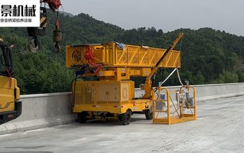 橋梁排水管安裝車(chē)：為橋梁排水管安裝保駕護(hù)航